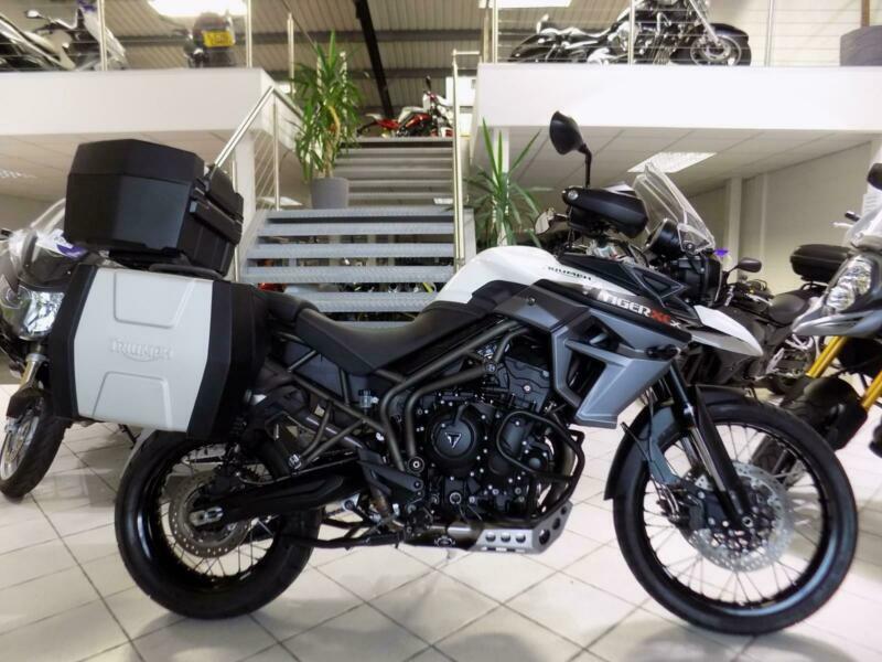 2016 triumph tiger 800 xcx